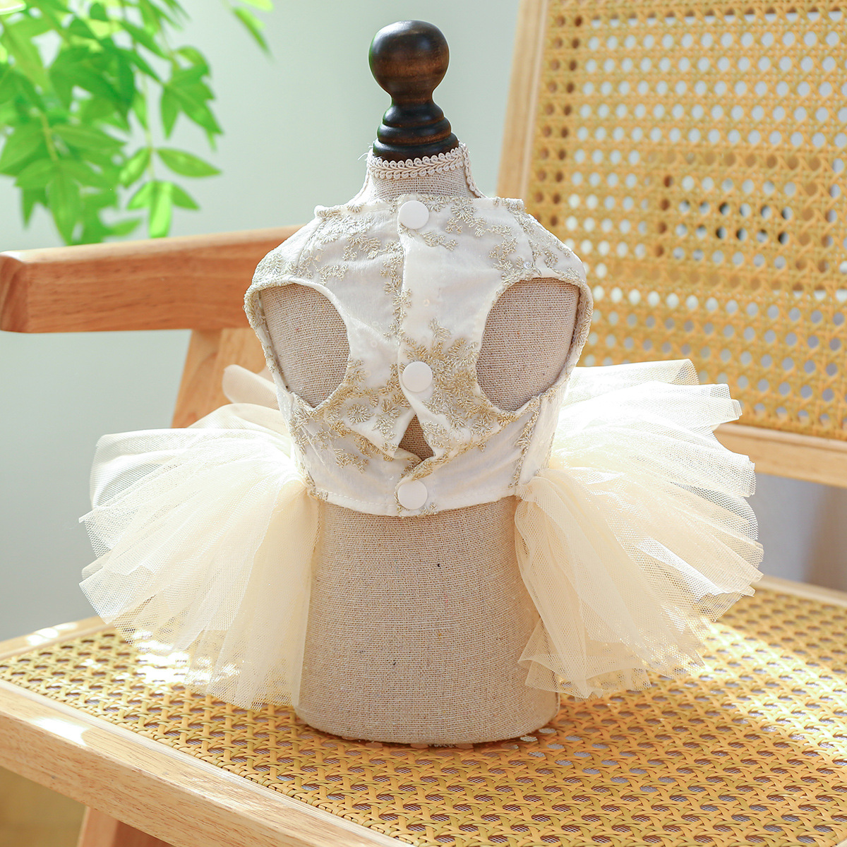 Elegant  Pet Wedding Costume Dog Tulle Tutu Dress with Sequin Bodice